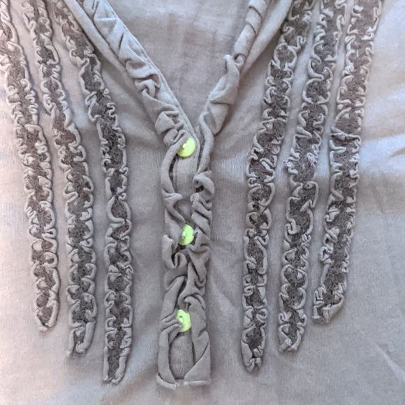 Eddie Bauer Women's Petite Shirt - Picture 7 of 7